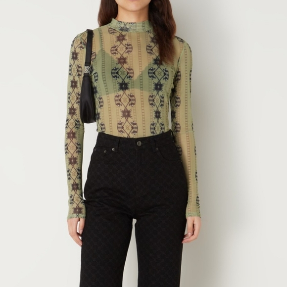 Daily Paper Pelembe Mesh T-Shirt Long Sleeve  Semi Sheer Leek Green L NWT - Picture 3 of 14